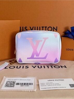 LOUIS VUITTON SPRING IN THE CITY WAPITY BAG SUNRISE PASTEL NWT GORGEOUS!